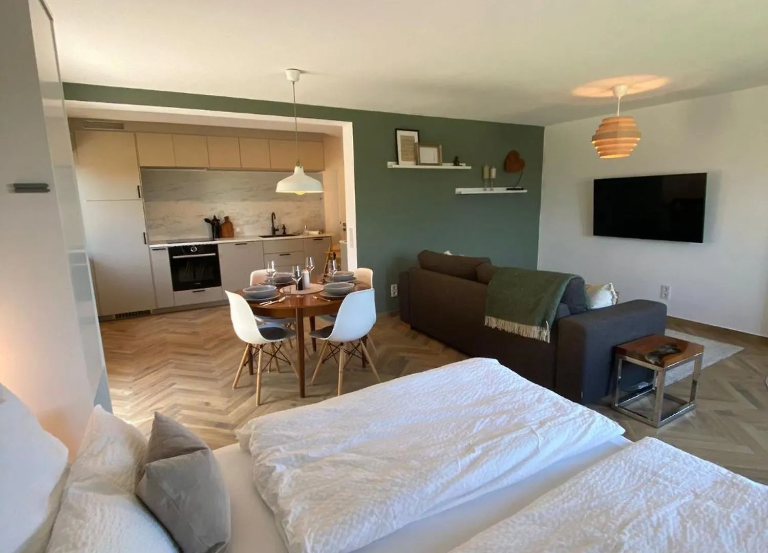 Daire Moderne Ferienwohnung Mit Garten Spalt Almanya